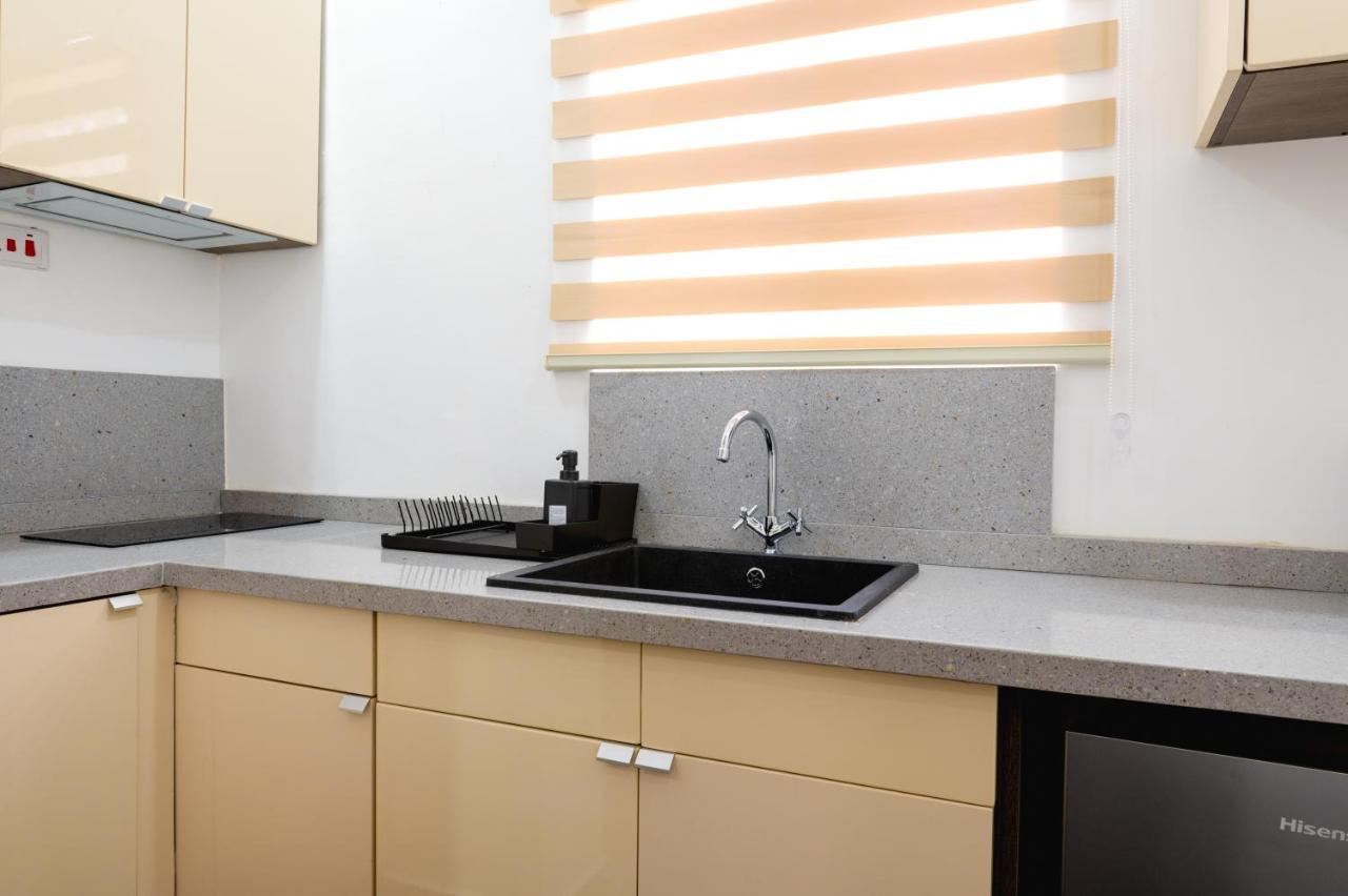 Jotani Living Apartment Lagos Exterior photo